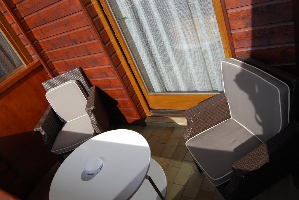 Appartement Zweikofelblick Jenig Exterior photo